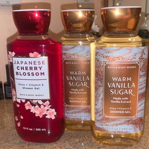 3 bath and body works shower gel